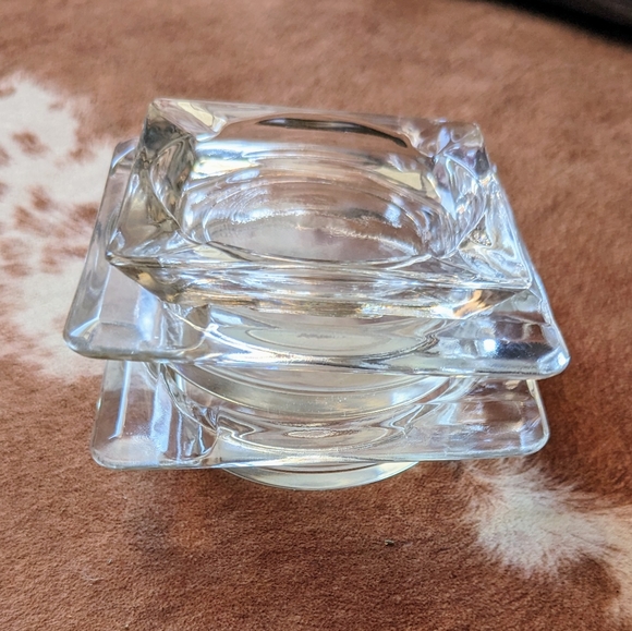 3 Vintage Glass Ashtrays - Picture 11 of 12